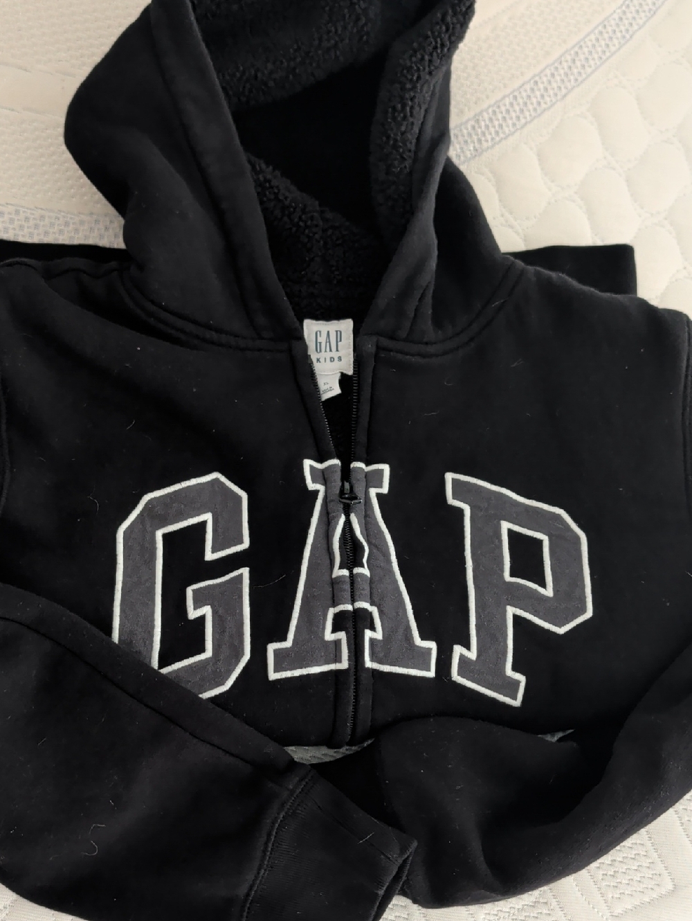 GAP Black Hoodie with Fleece lining White-Outlined Logo